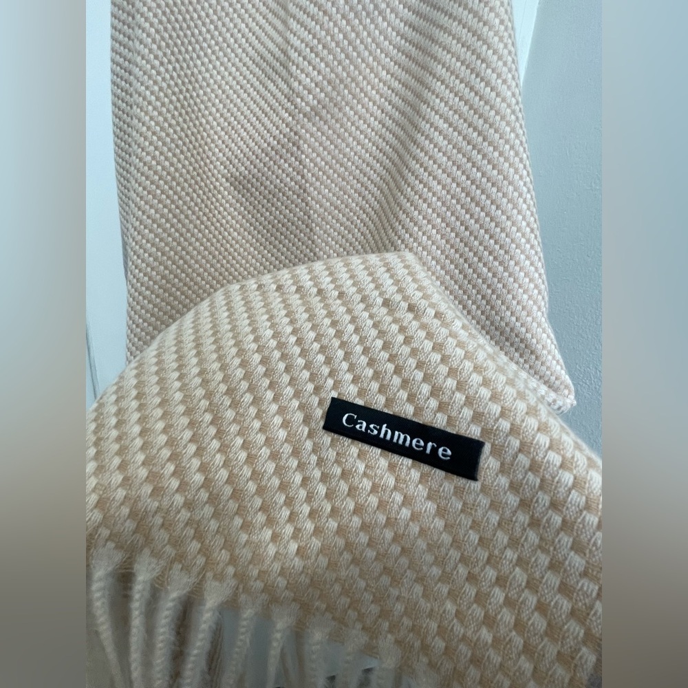 Cashmere Scarf - Picture 3 of 4